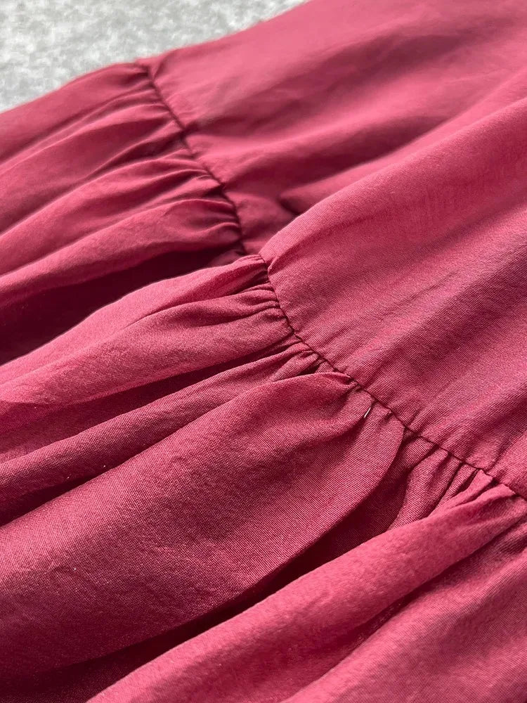 European American Dress in White Black Fashionable Lantern Sleeves Cinching Large Swing Long Dress