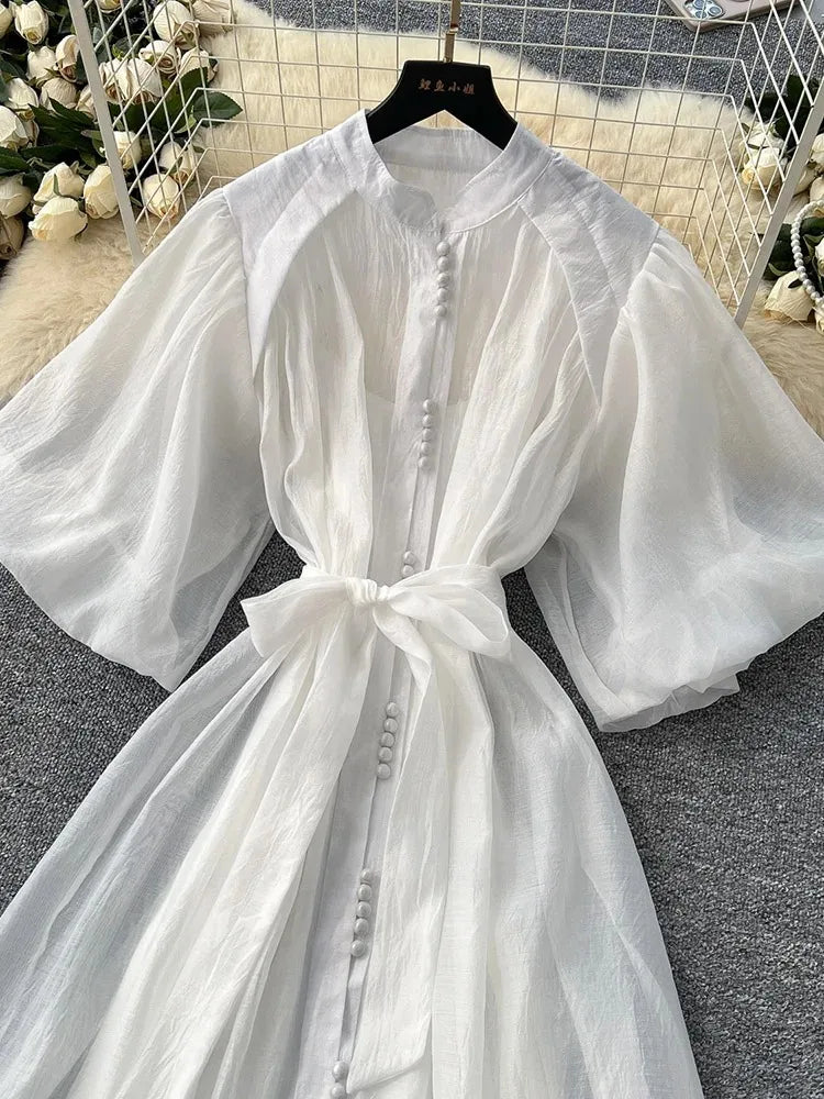 European American Dress in White Black Fashionable Lantern Sleeves Cinching Large Swing Long Dress