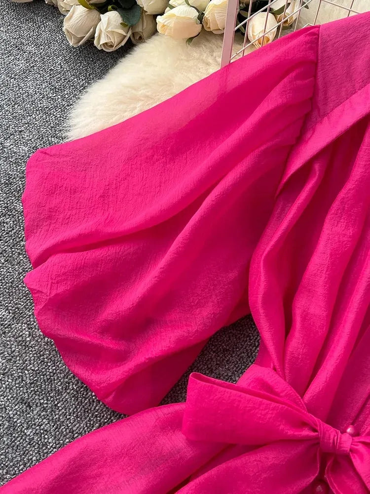 European American Dress in White Black Fashionable Lantern Sleeves Cinching Large Swing Long Dress