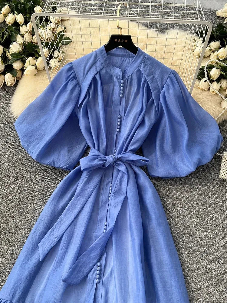 European American Dress in White Black Fashionable Lantern Sleeves Cinching Large Swing Long Dress