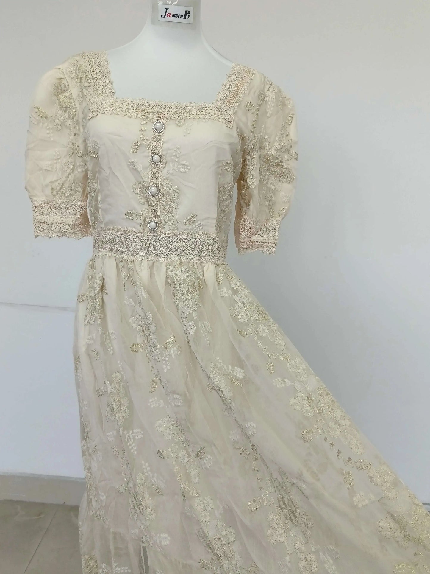 Flower Embroidery White Lace Prom Dresses Women Short Sleeve Fashion Dress Female New Style