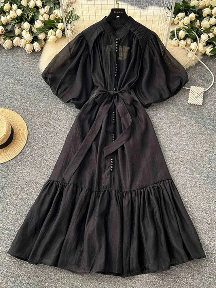 European American Dress in White Black Fashionable Lantern Sleeves Cinching Large Swing Long Dress